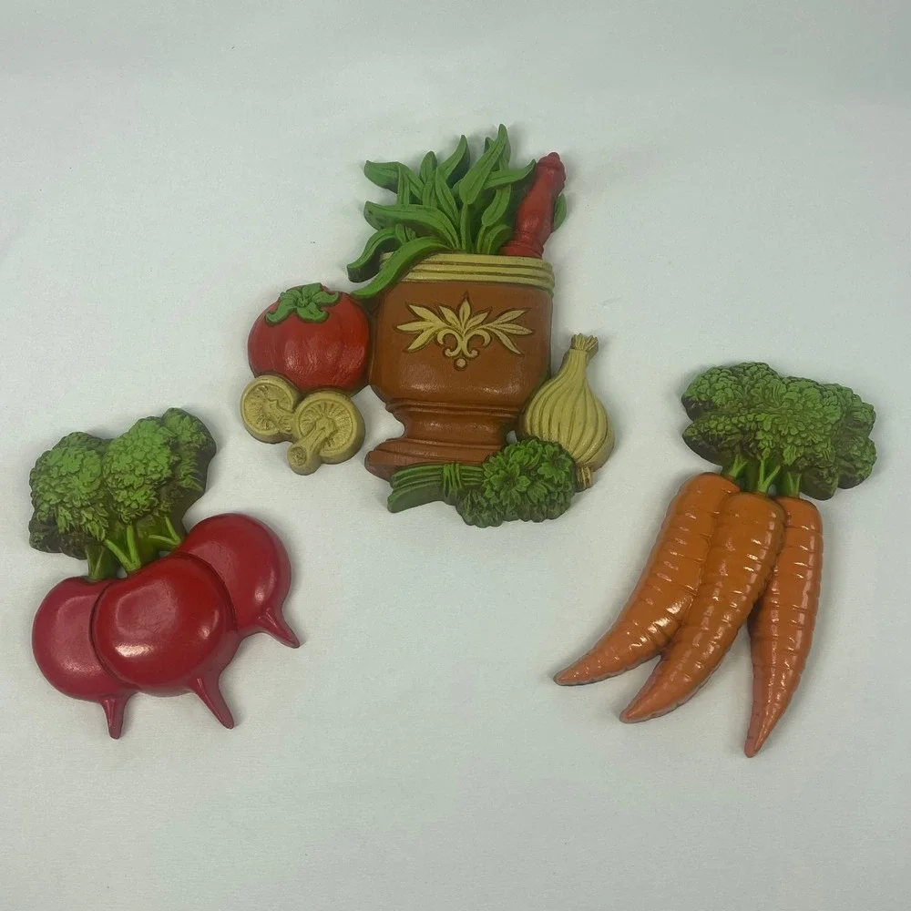 Vintage Homco Dart Vegetable Kitchen Wall Plaques Lot 3 Carrots Radishes Decor